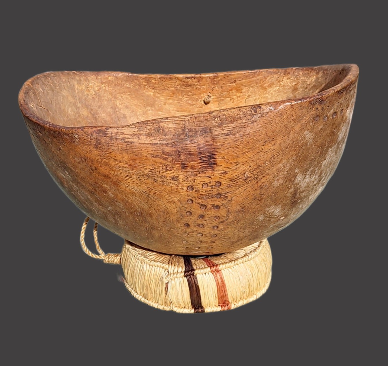 Turkana Tribe Bowl Container (Atubwa), Kenya