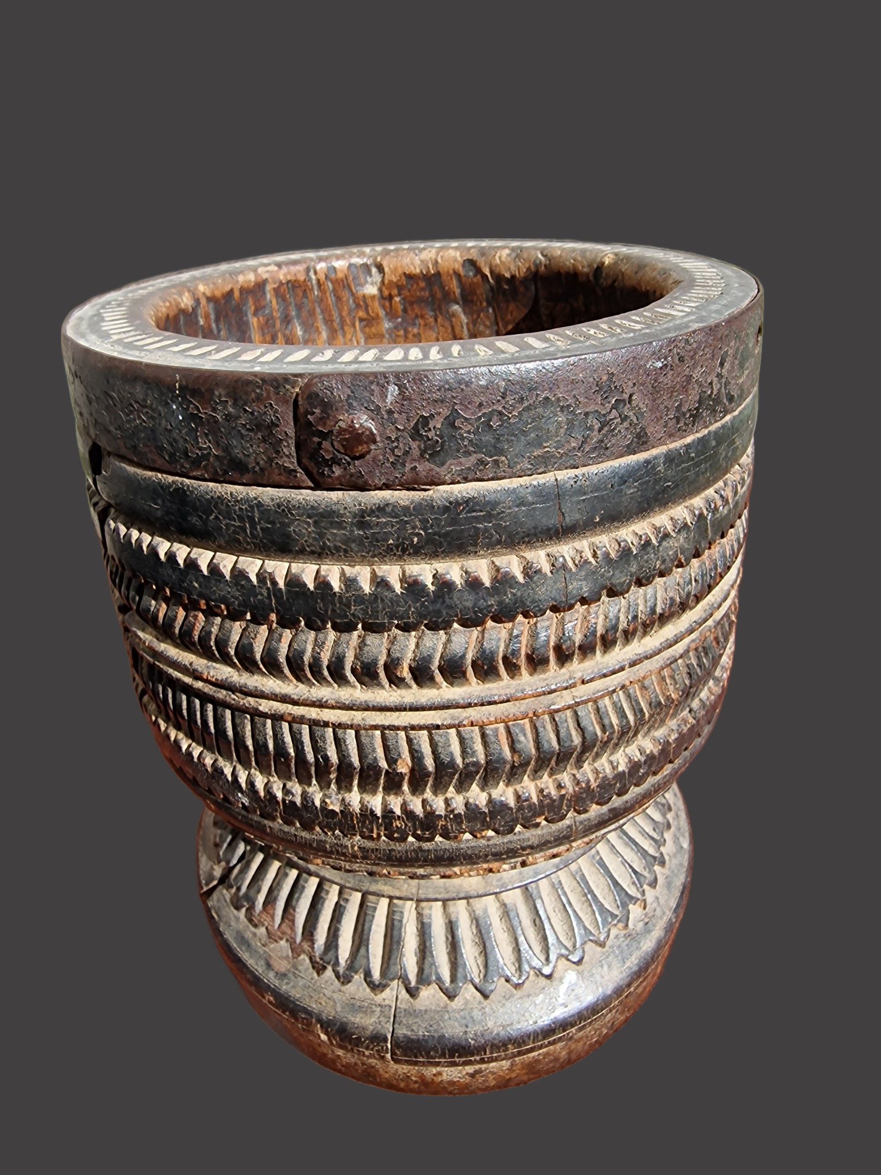 Wooden Mortar Container/Vessel Africa