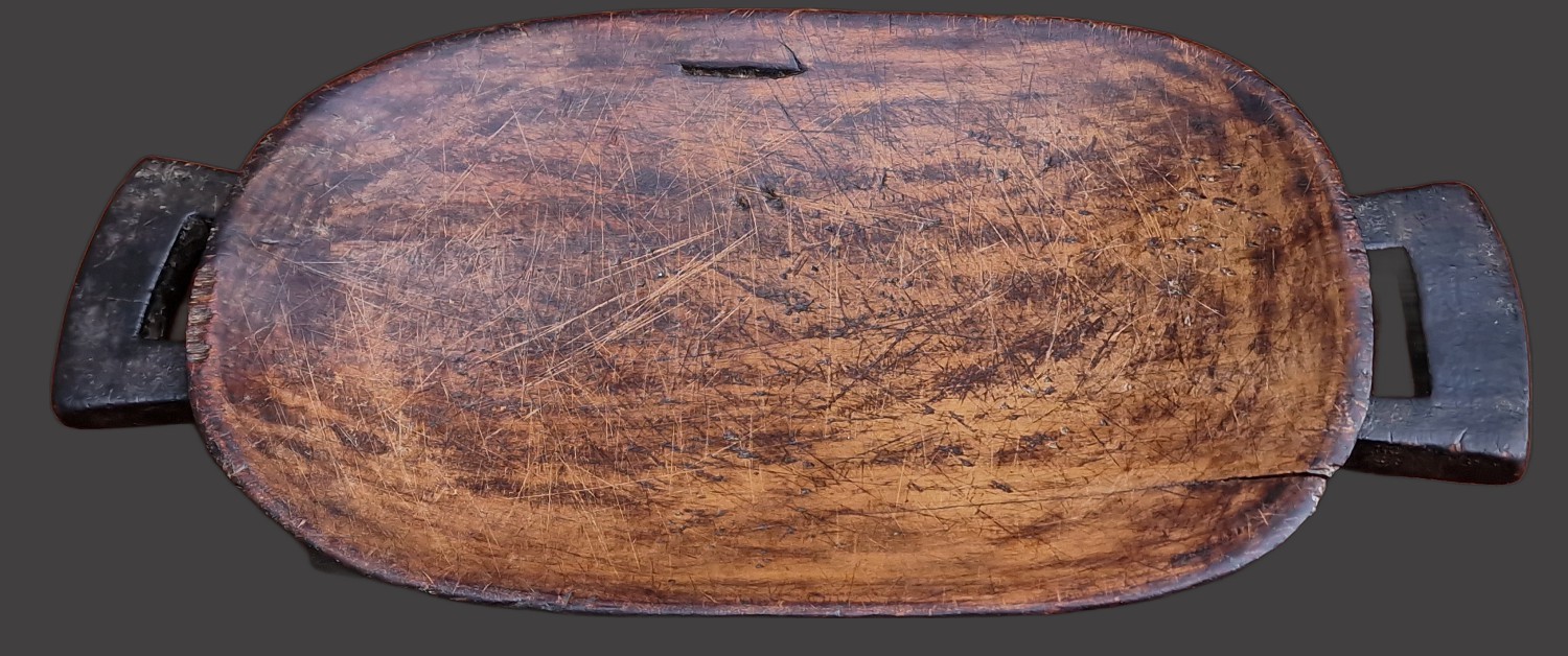 Zulu Wooden Meat Platter – Hand-Carved South African Heritage Tray.
